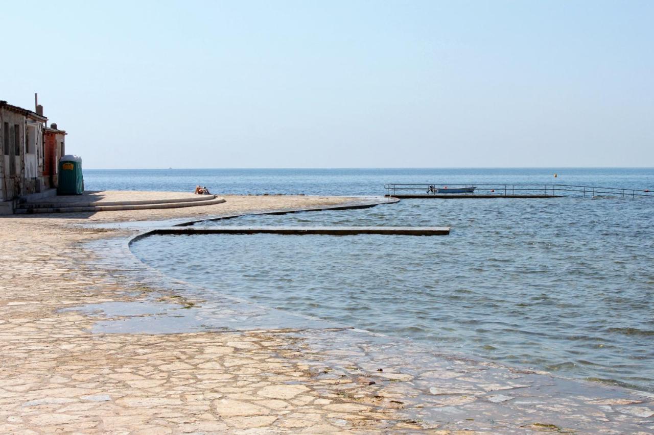 With A Parking Space - 7126 Umag