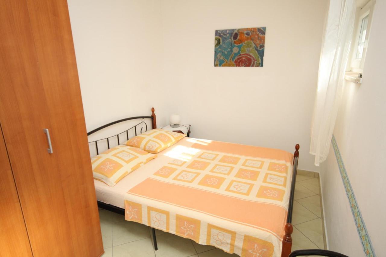 Apartment With A Parking Space - 7126 Umag
